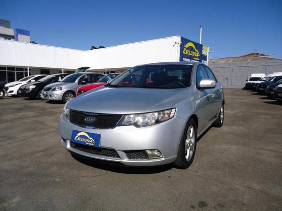 KIA CERATO 1.6 EX SEDAN 16V GASOLINA 4P MANUAL KIA CERATO 1.6 EX SEDAN 16V GASOLINA 4P MANUAL